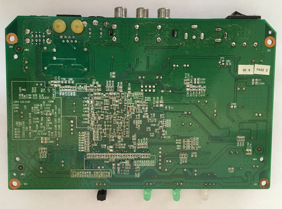 Задняя сторона платы интерактивной приставки ZTE ZXV10 B600